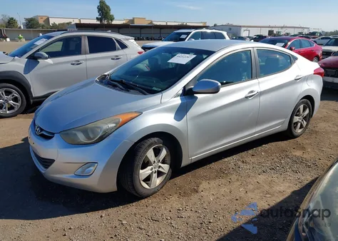 2012 Hyundai Elantra Gls (Ulsan Plant) z USA, uszkodzony, nr VIN KMHDH4AE5CU415643